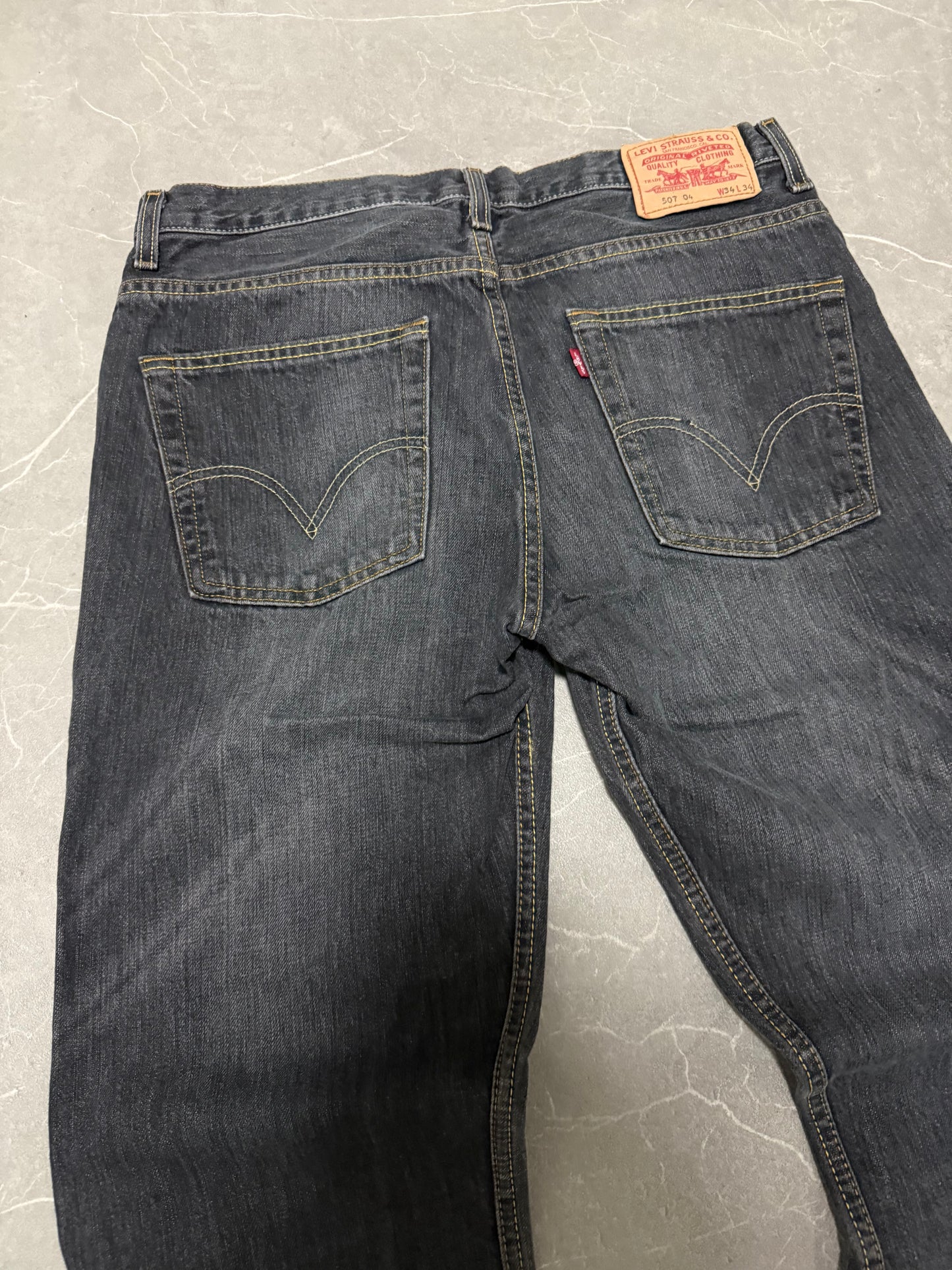 Levis 507 Bootcut Jeans (M)