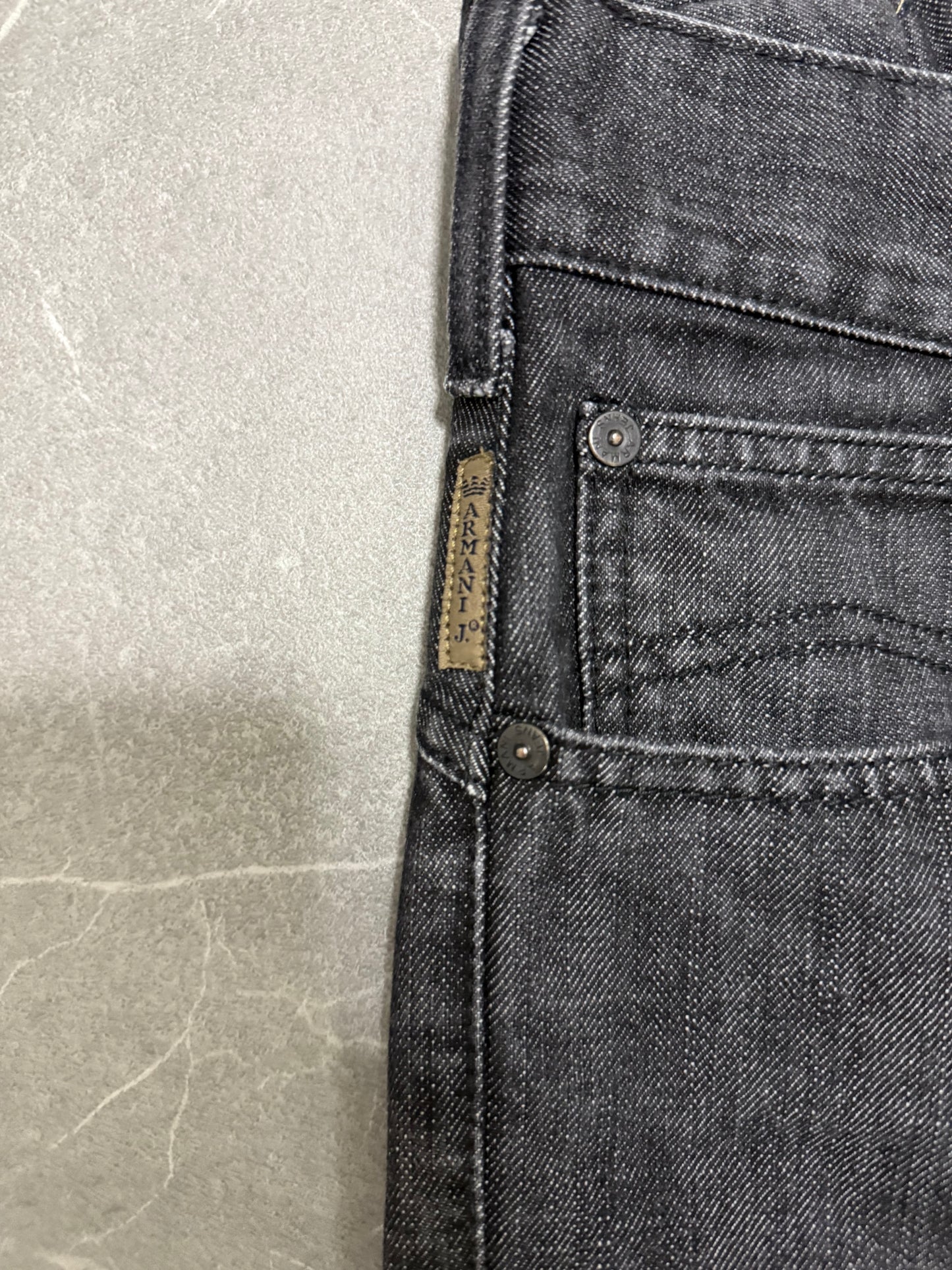 Armani Jeans (L)