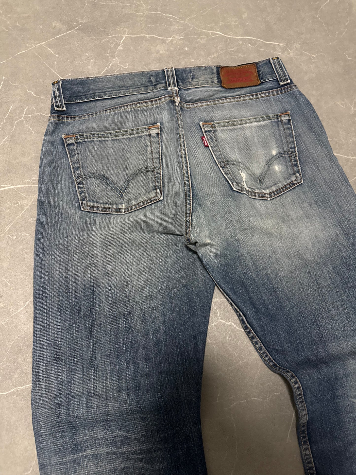 Levis 506 Jeans (M)