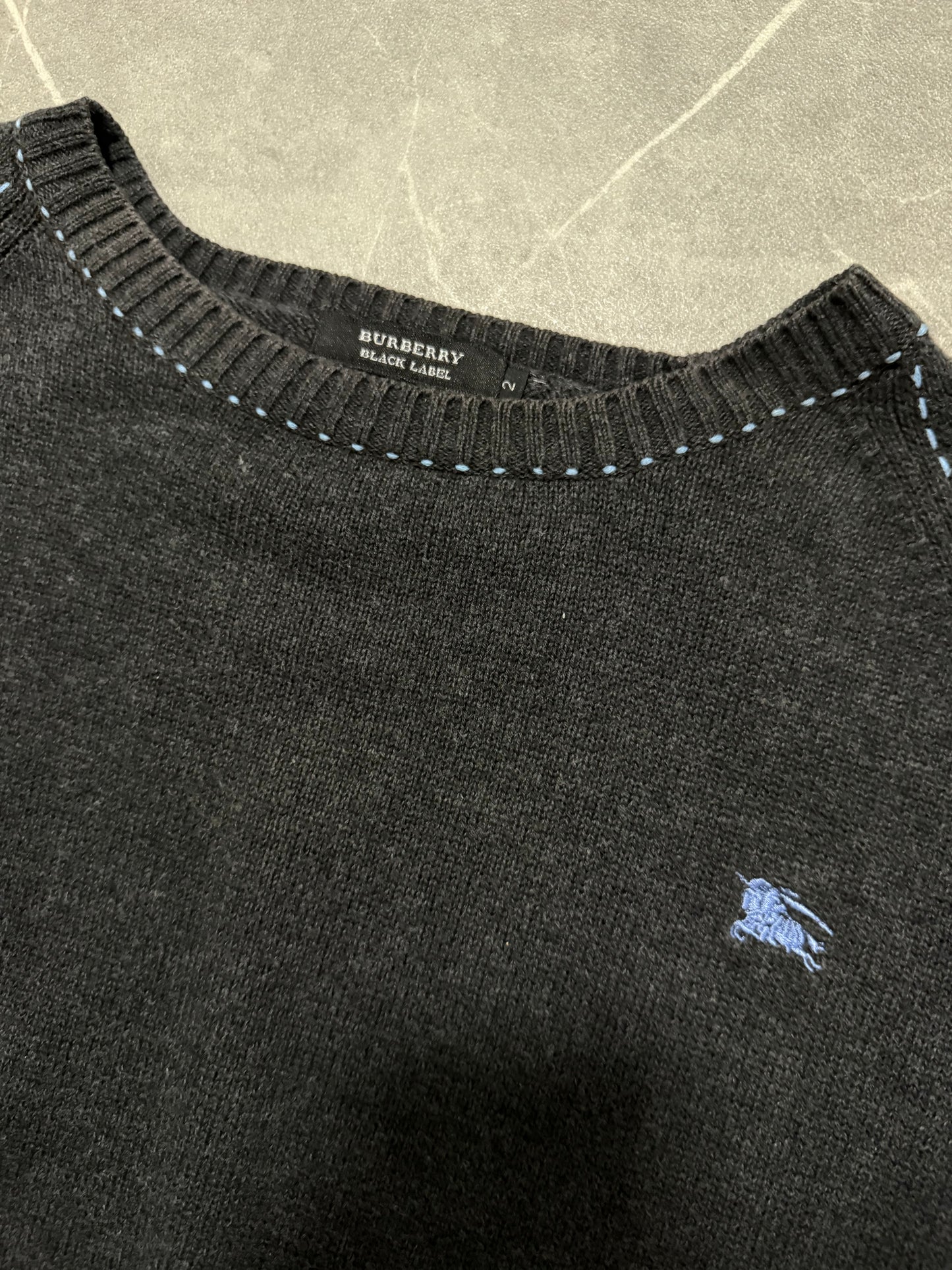 Burberry Sweater (M)