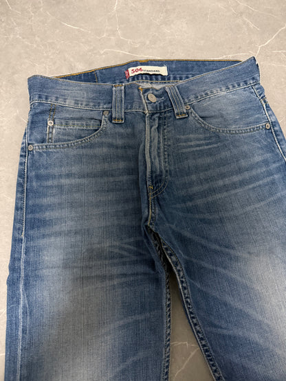 Levis Jeans 506 (M)