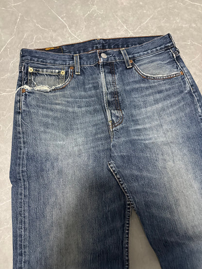 Levis Jeans 501 (M)