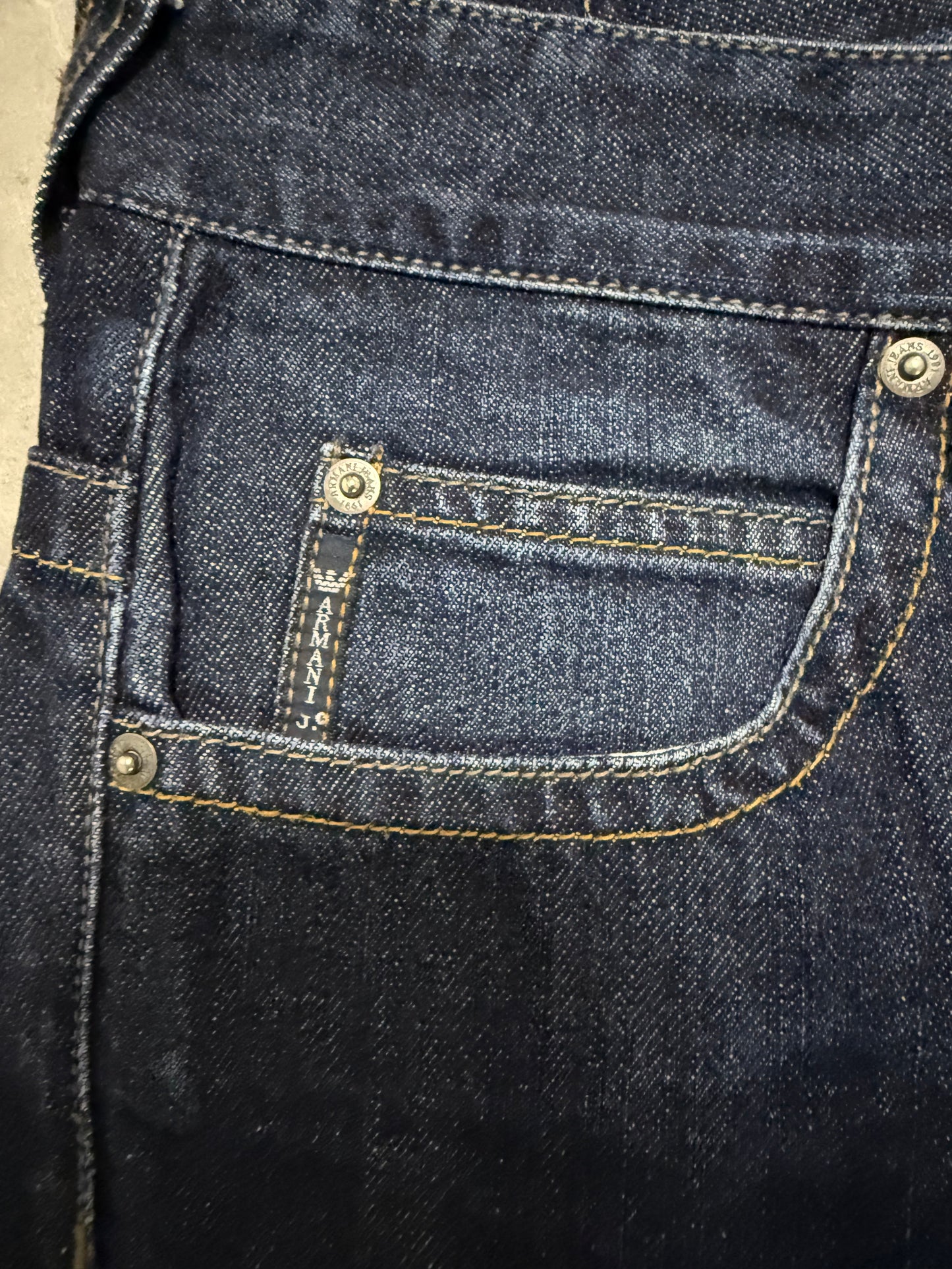 Armani Jeans (M)