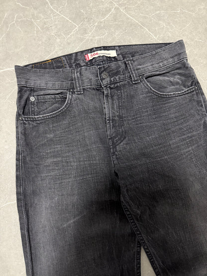 Levis Jeans 506 (M)