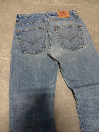 Levis 507 Bootcut Jeans (M)