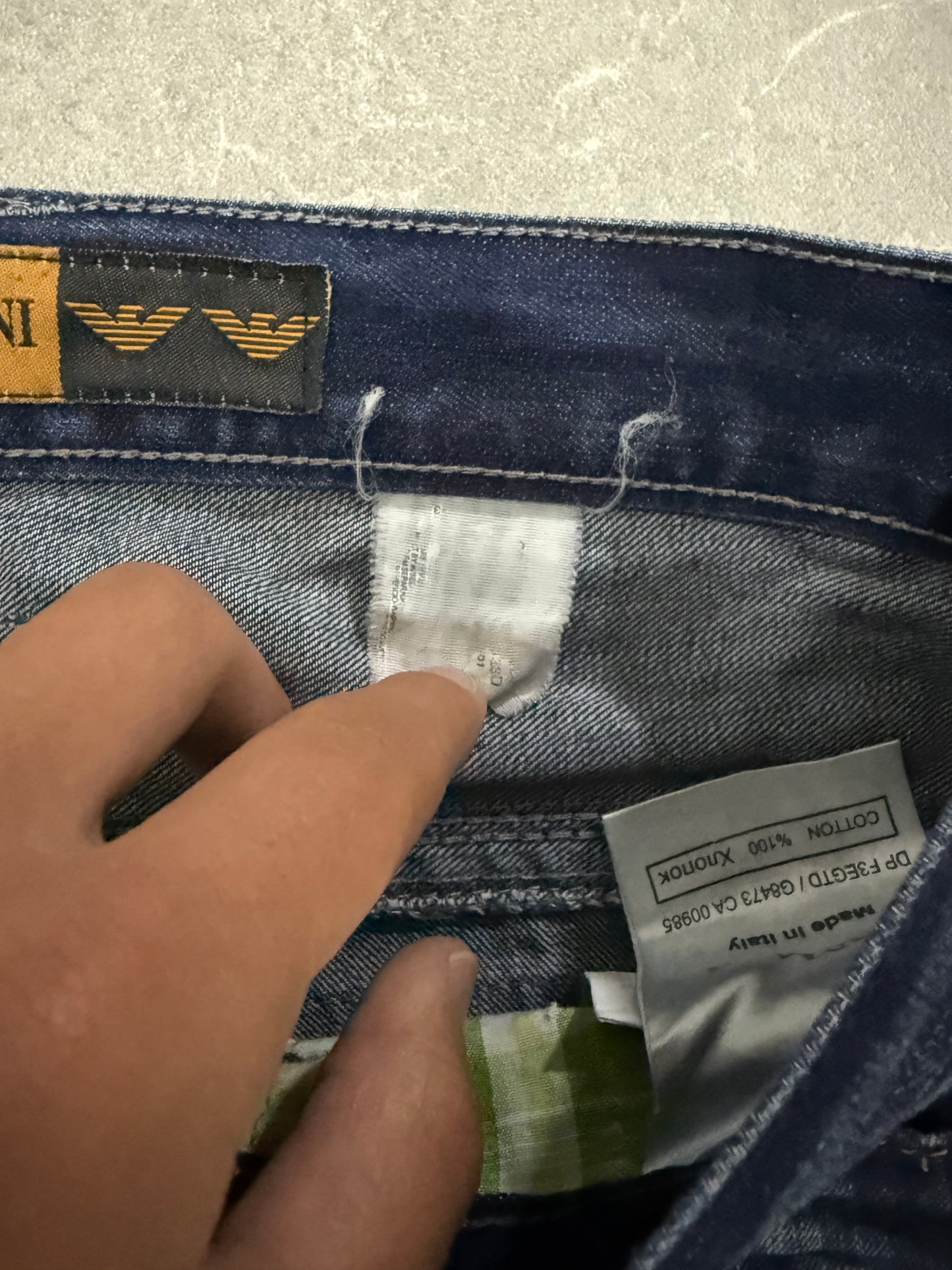 Armani Jeans (L)