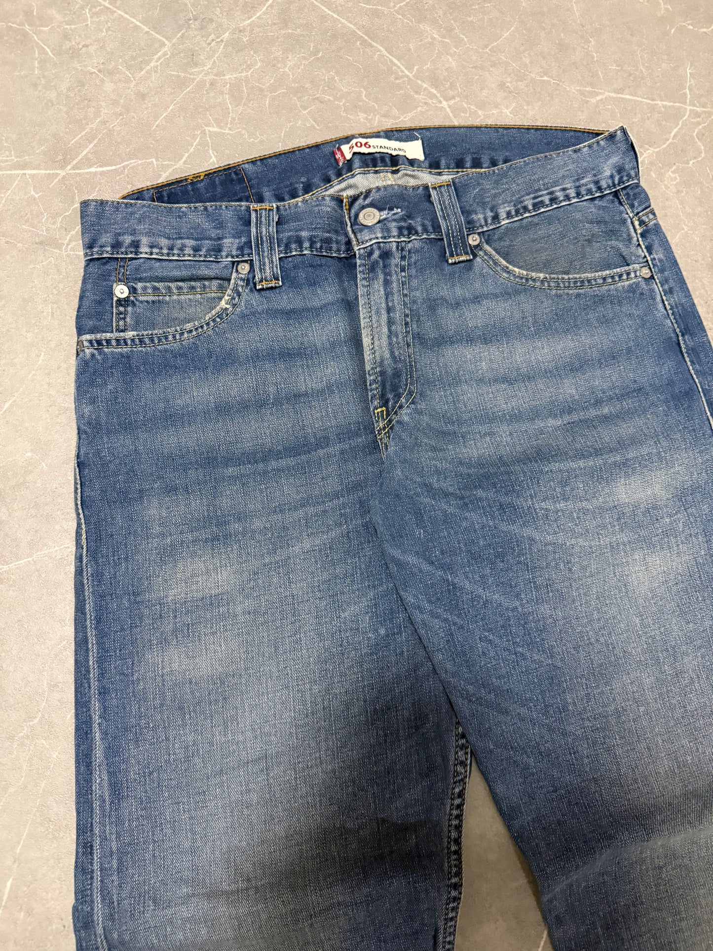 Levi’s Jeans 506 (L)