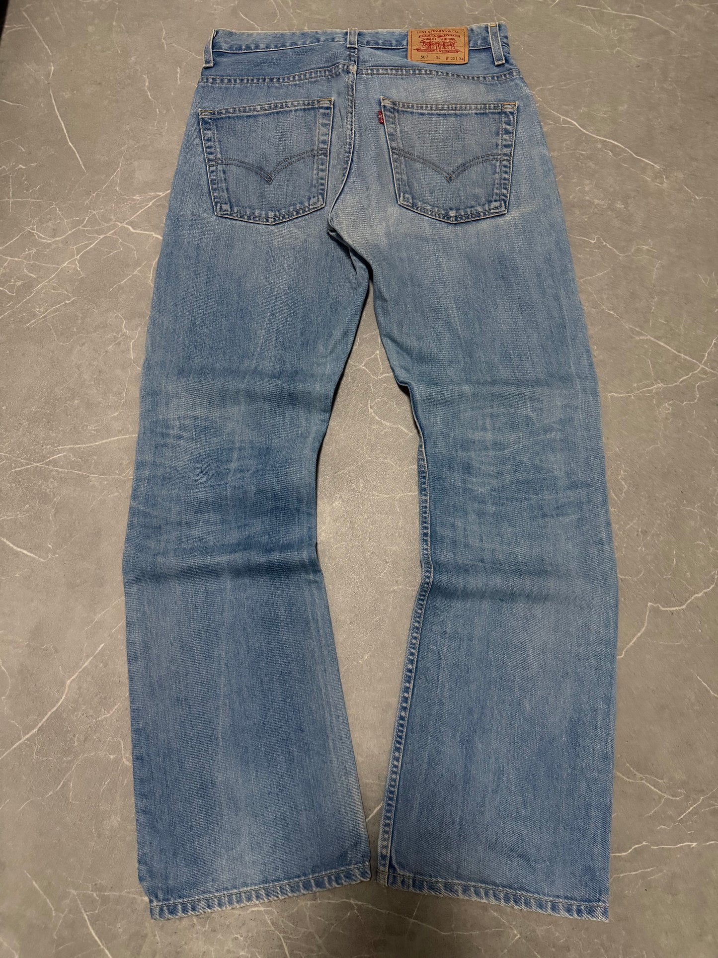 Levis 507 Bootcut Jeans (M)