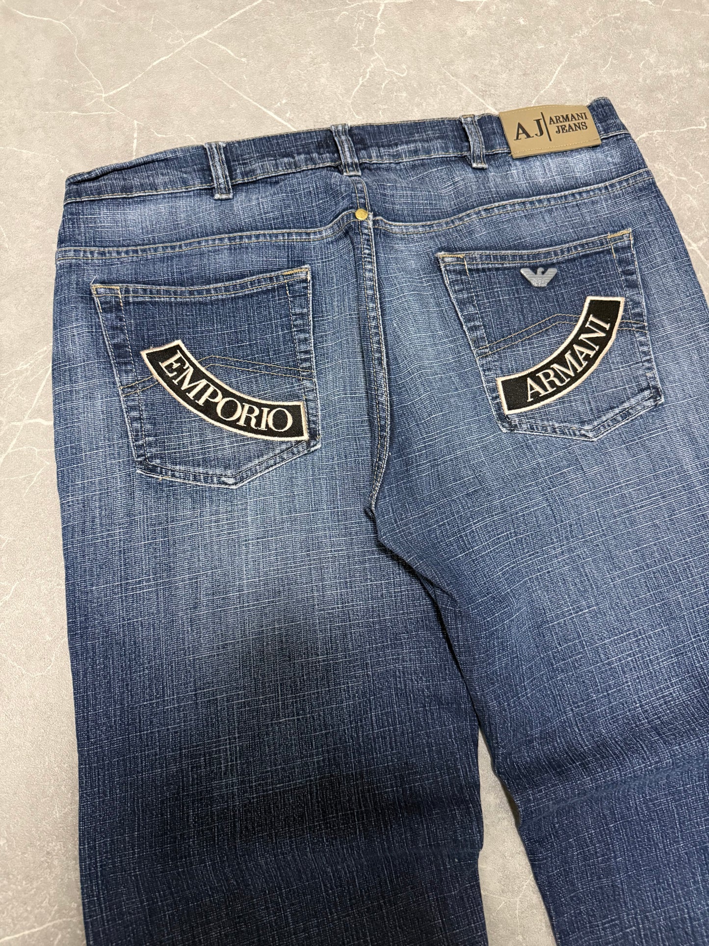 Armani Jeans (L)
