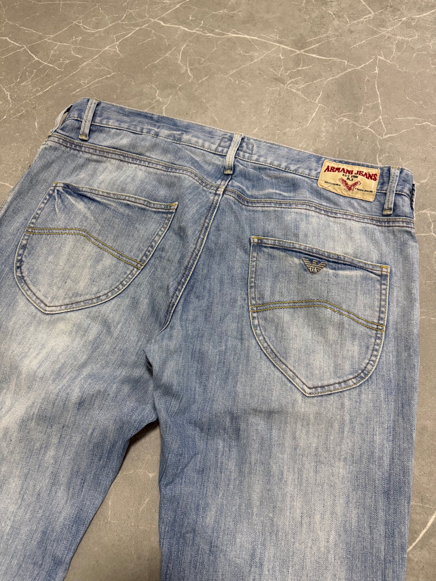 Armani Jeans (XL)