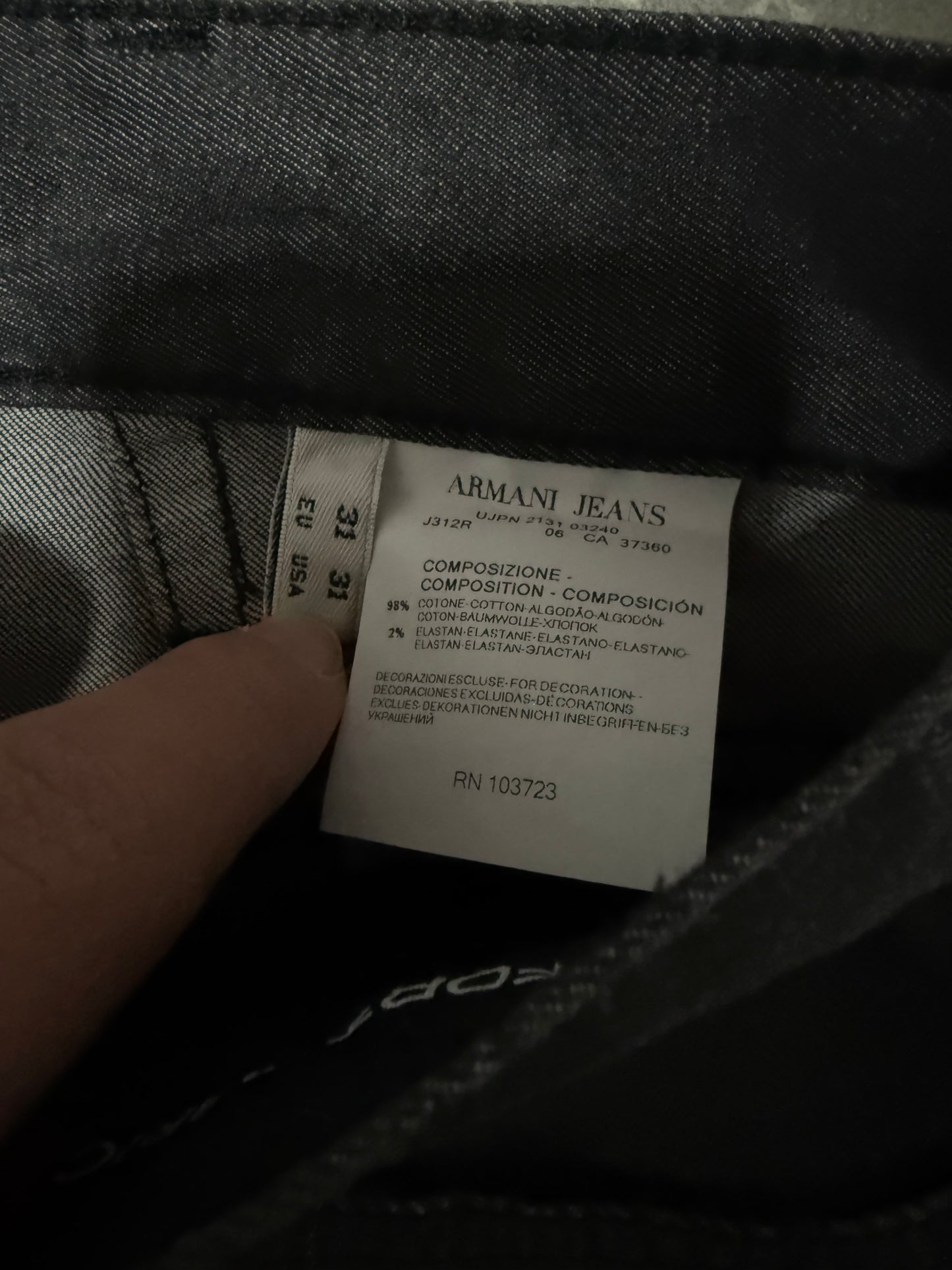 Armani Jeans (M)