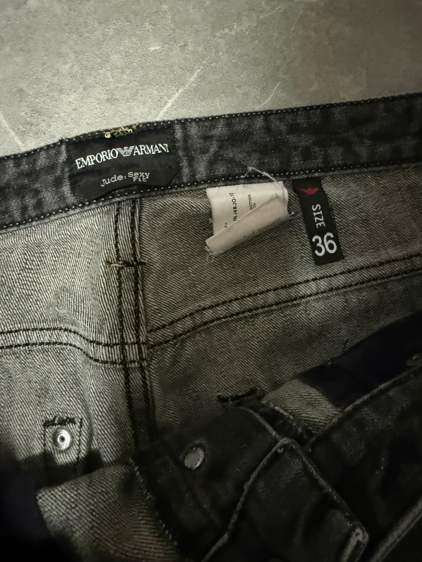 Armani Jeans (XL)
