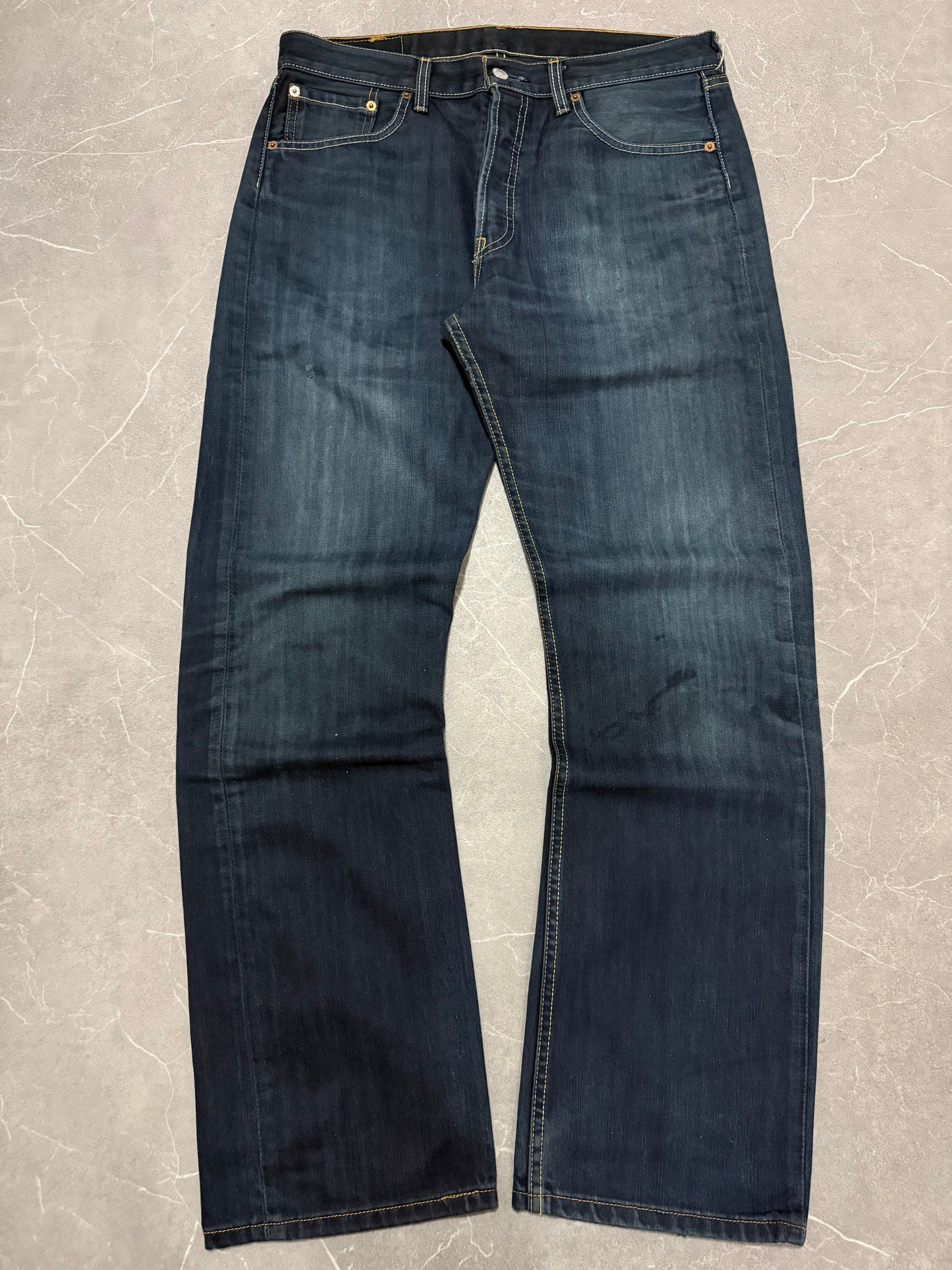 Levis Jeans 501 (L)