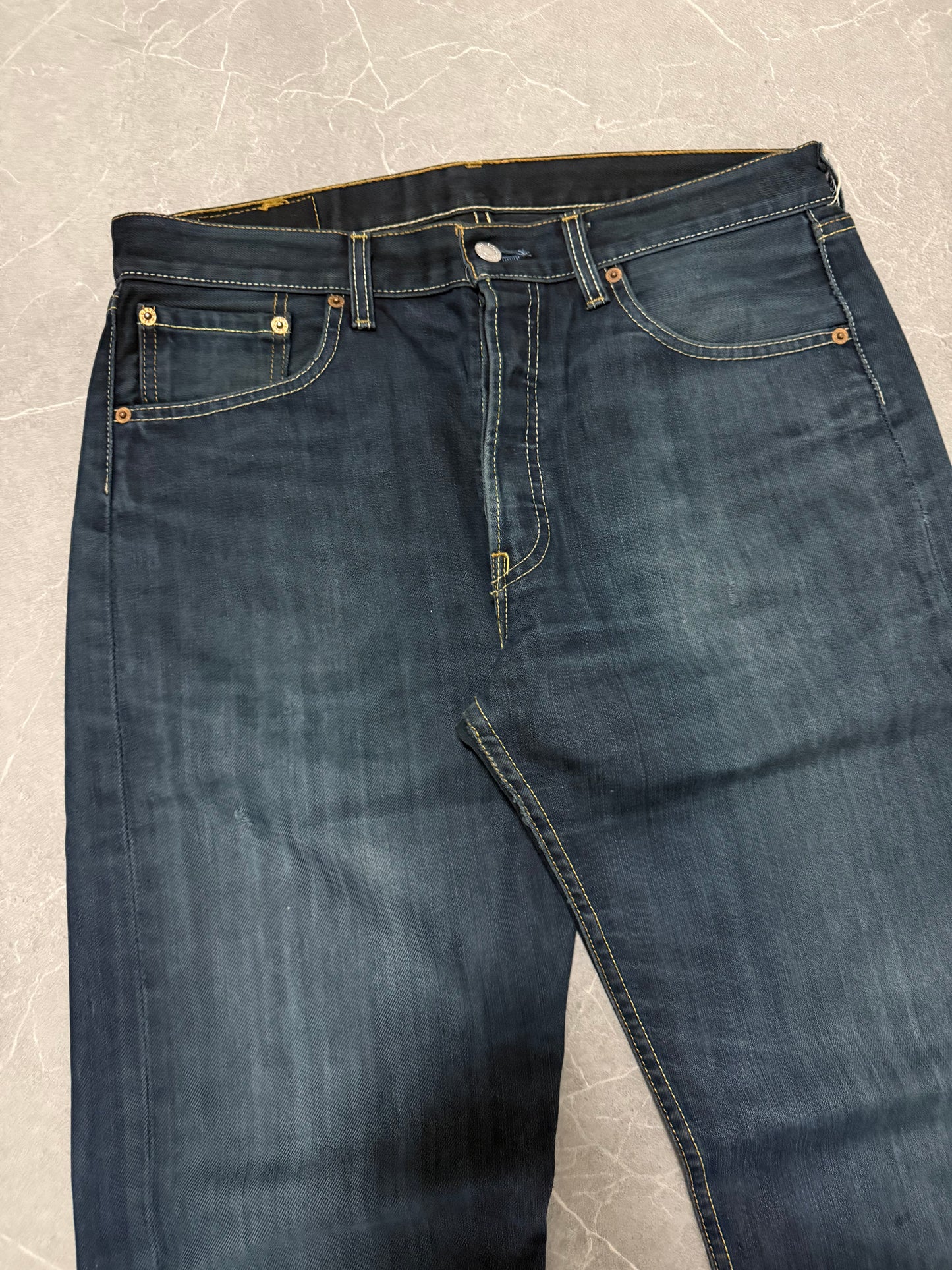 Levis Jeans 501 (L)