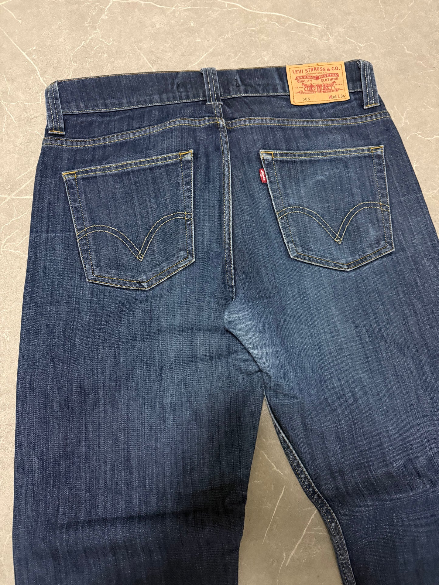 Levis Jeans 506 (L)
