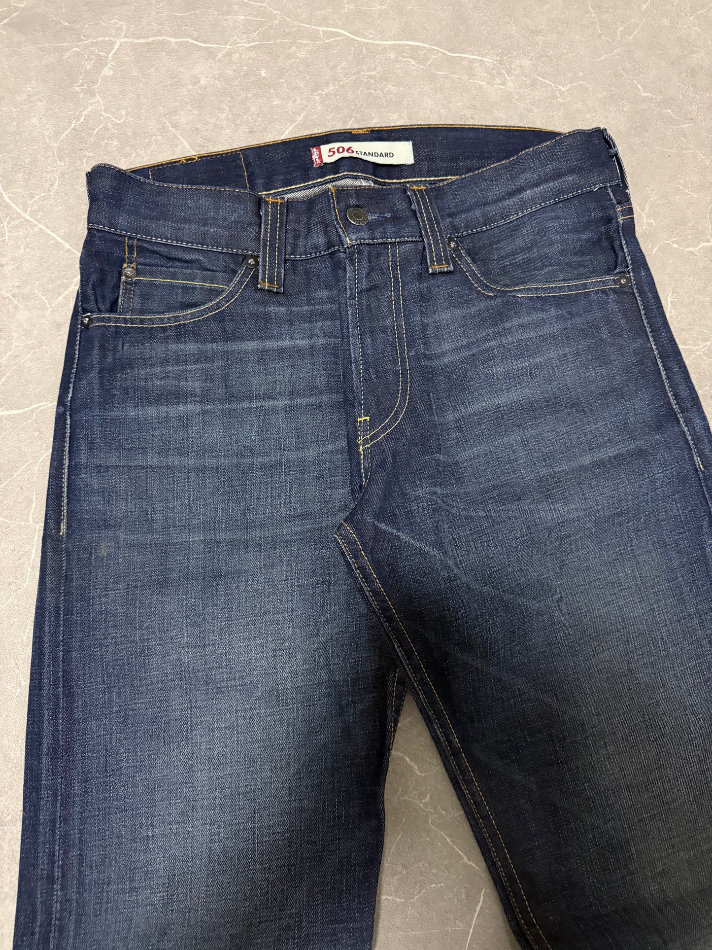 Levis Jeans 506 (L)
