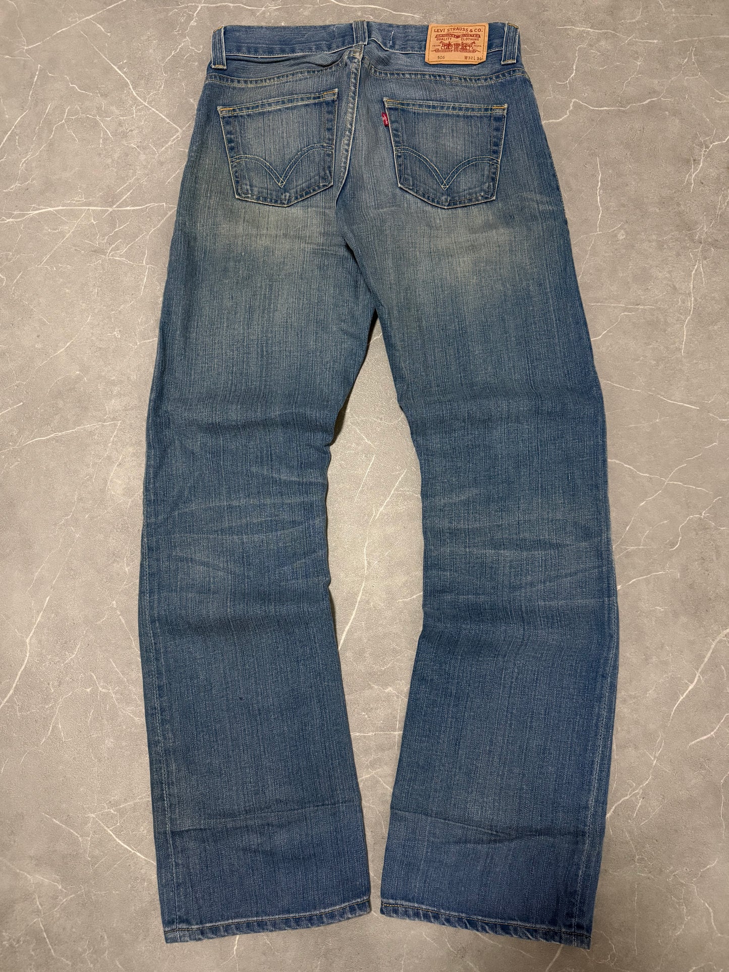 Levis Jeans 506 (L)