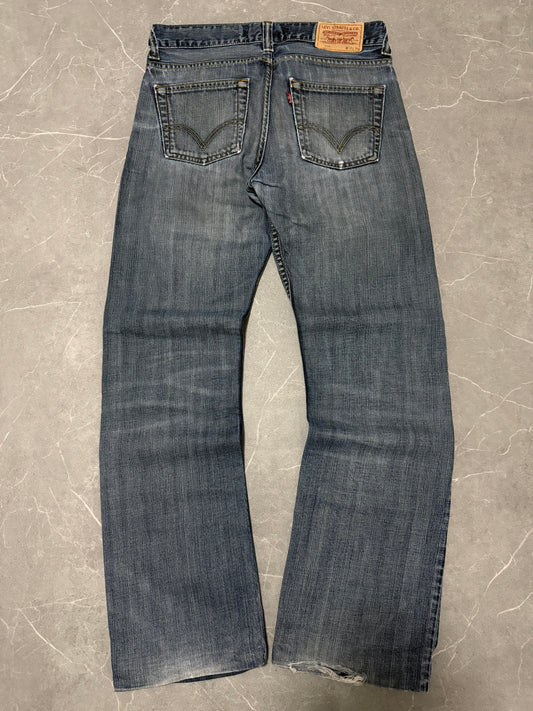 Levis Jeans 506 (M)
