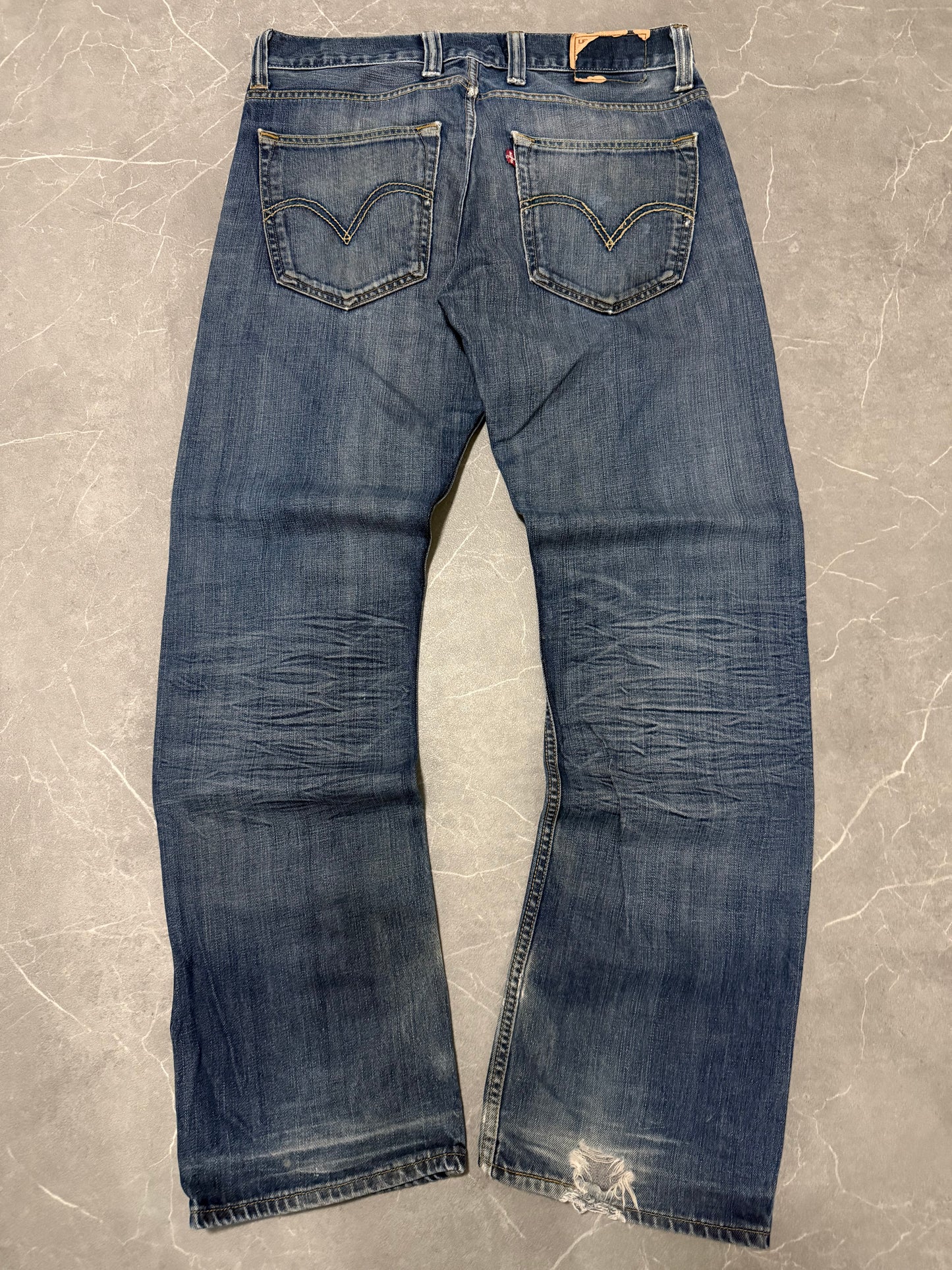 Levis Jeans 506 (L)