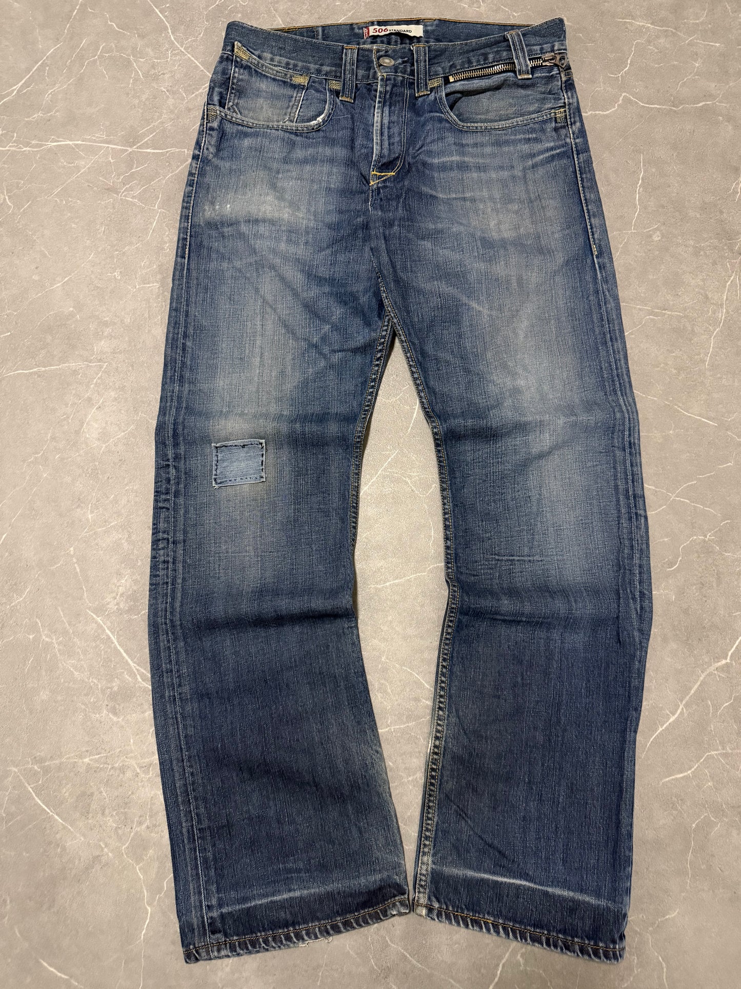 Levis Jeans 506 (L)