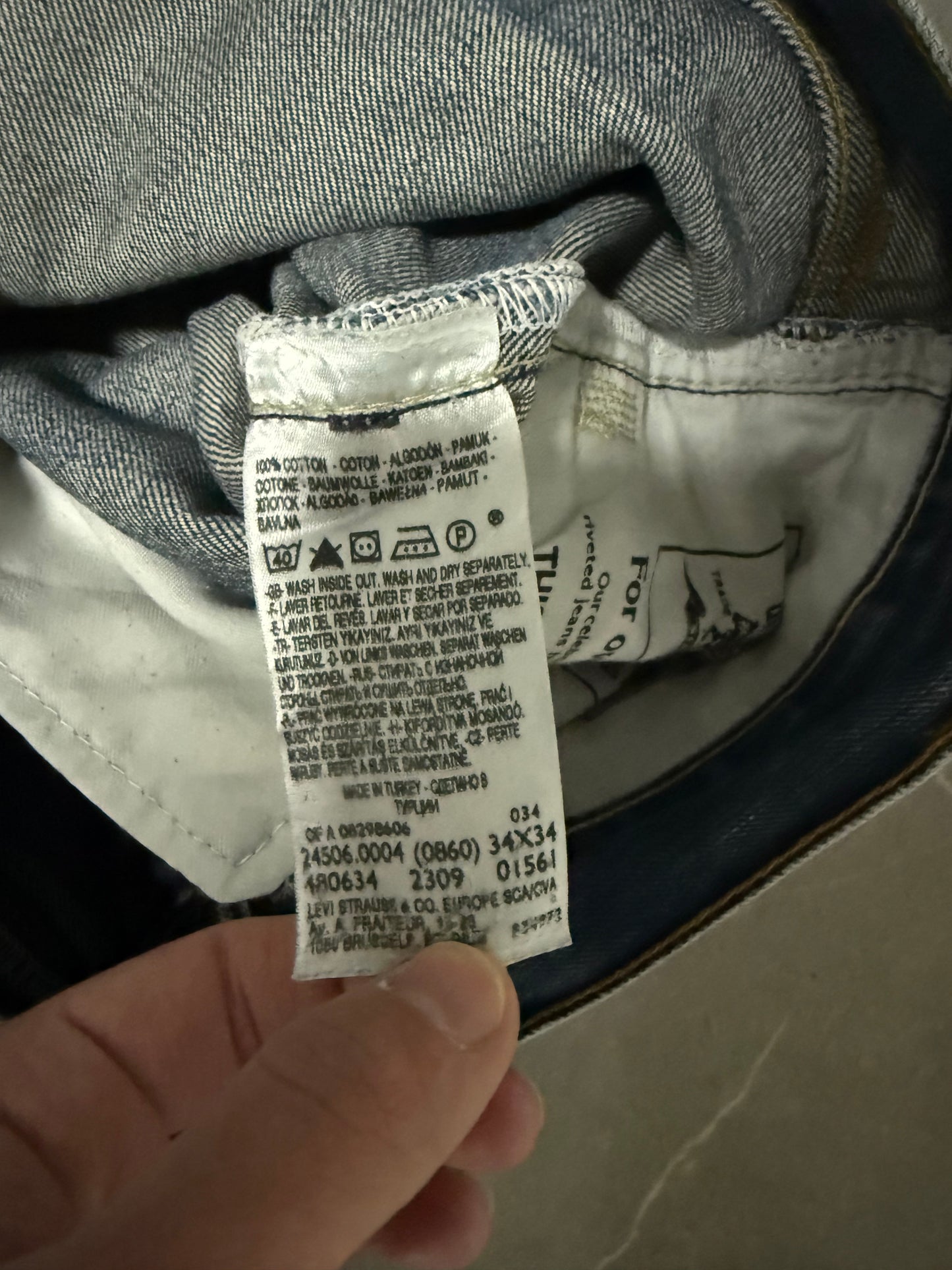 Levis Jeans 506 (L)