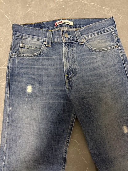 Levis Jeans 506 (M)