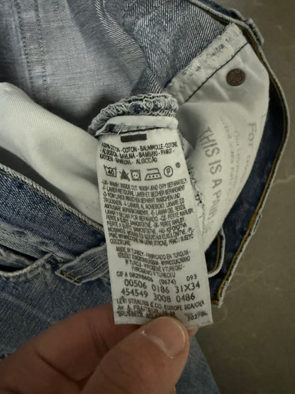 Levis Jeans 506 (M)