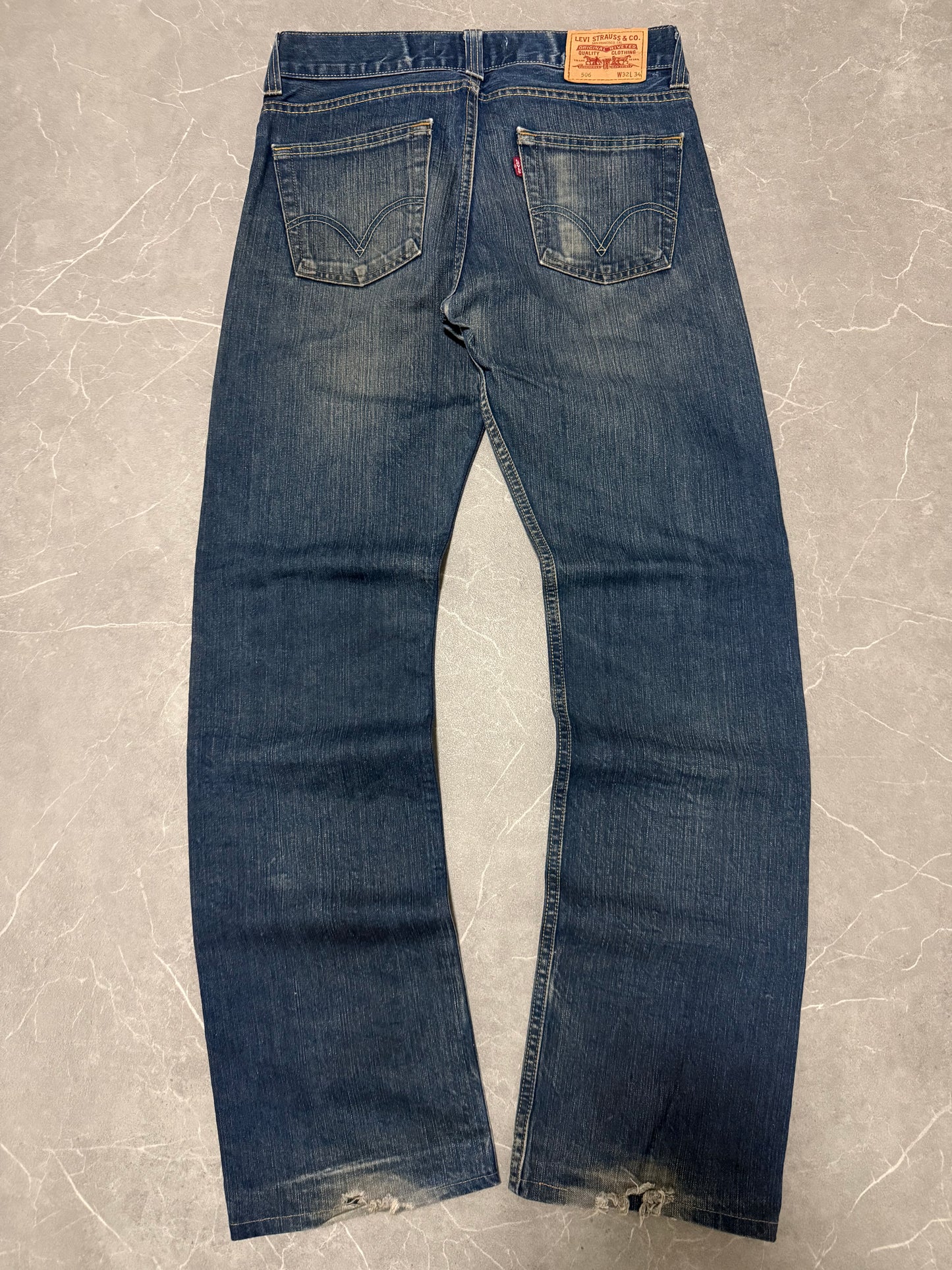 Levis Jeans 506 (L)