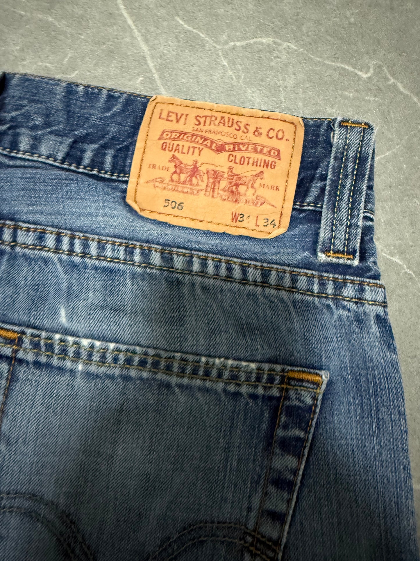 Levis Jeans 506 (M)
