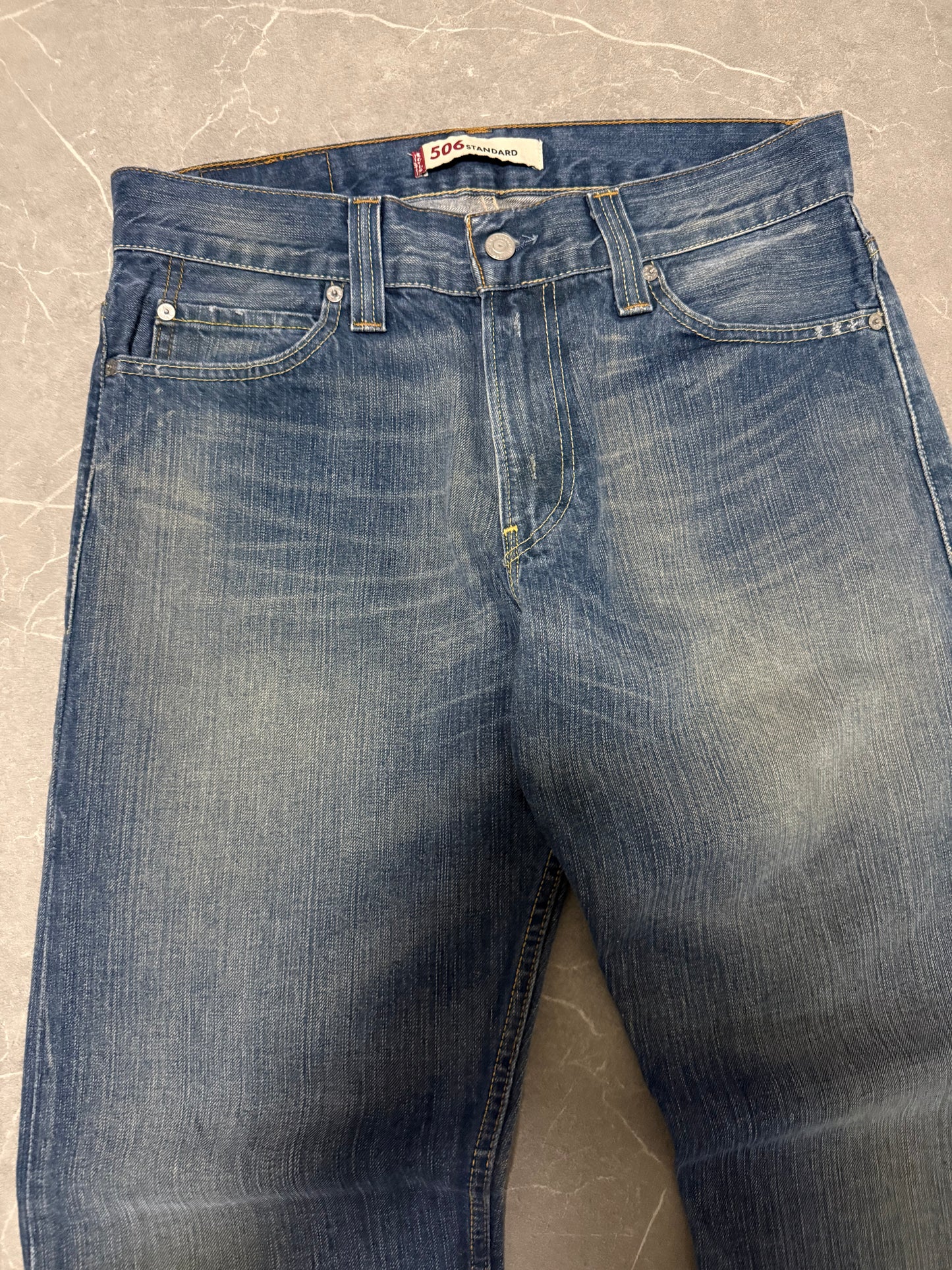 Levis Jeans 506 (L)