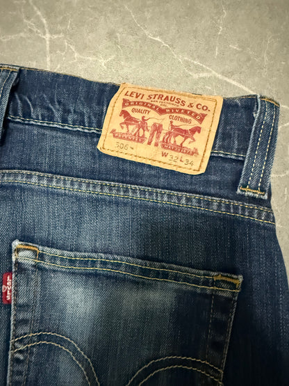 Levis Jeans 506 (M)