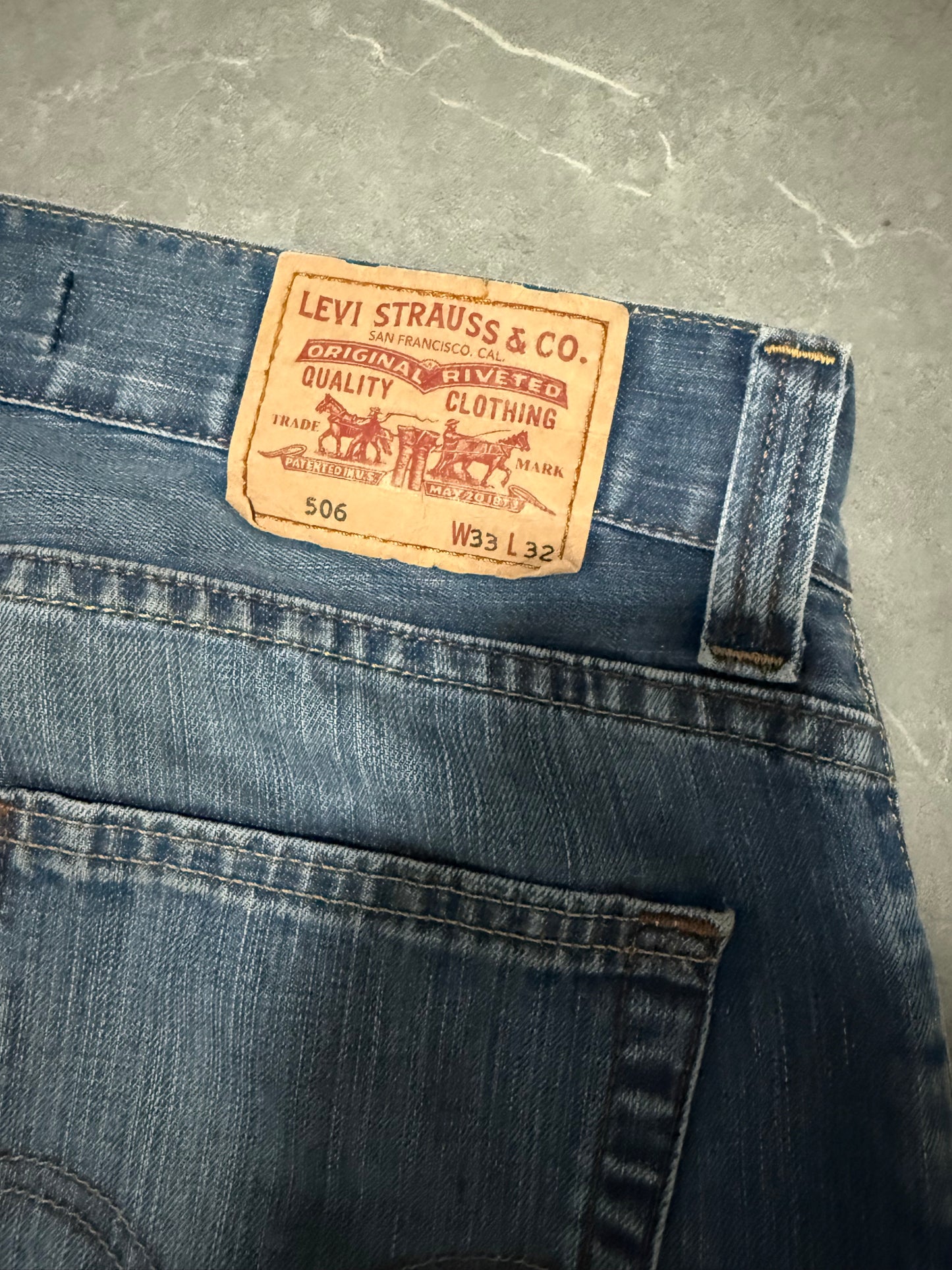 Levis Jeans 506 (L)