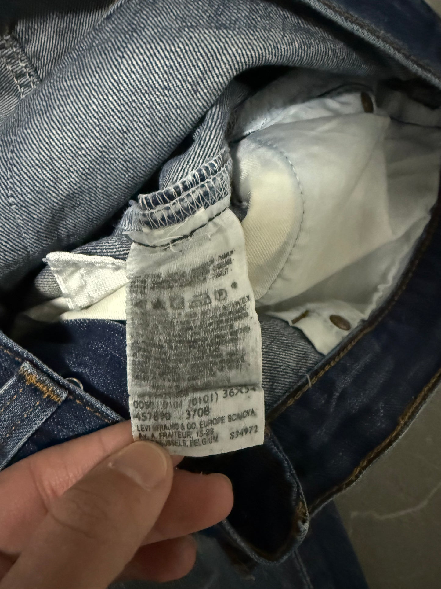Levis Jeans 501 (L)