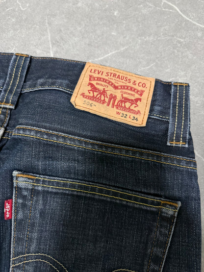 Levis Jeans 506 (M)