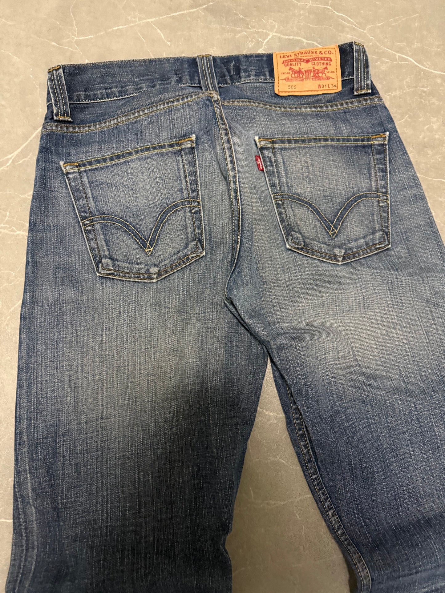 Levis Jeans 506 (M)