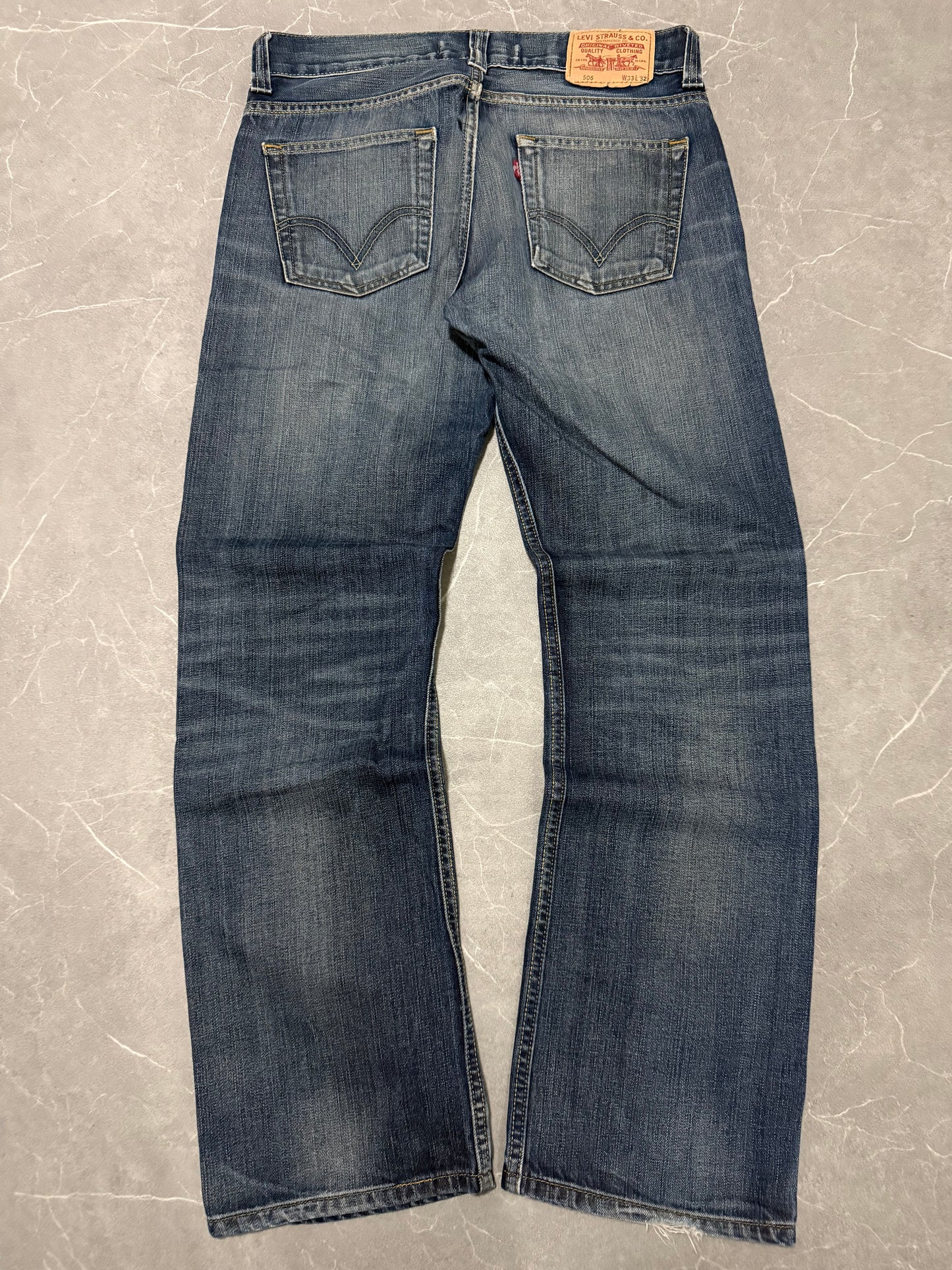 Levis Jeans 506 (M)