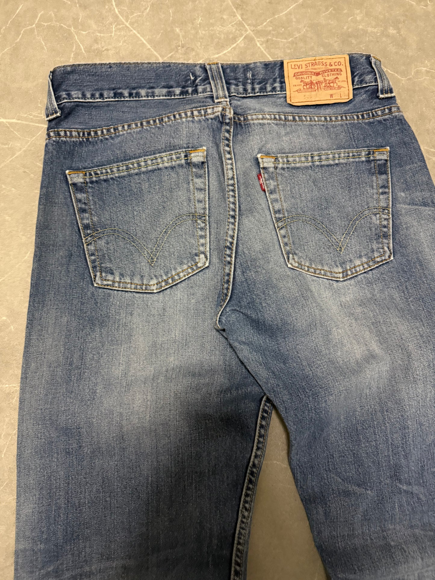 Levis Jeans 506 (M)