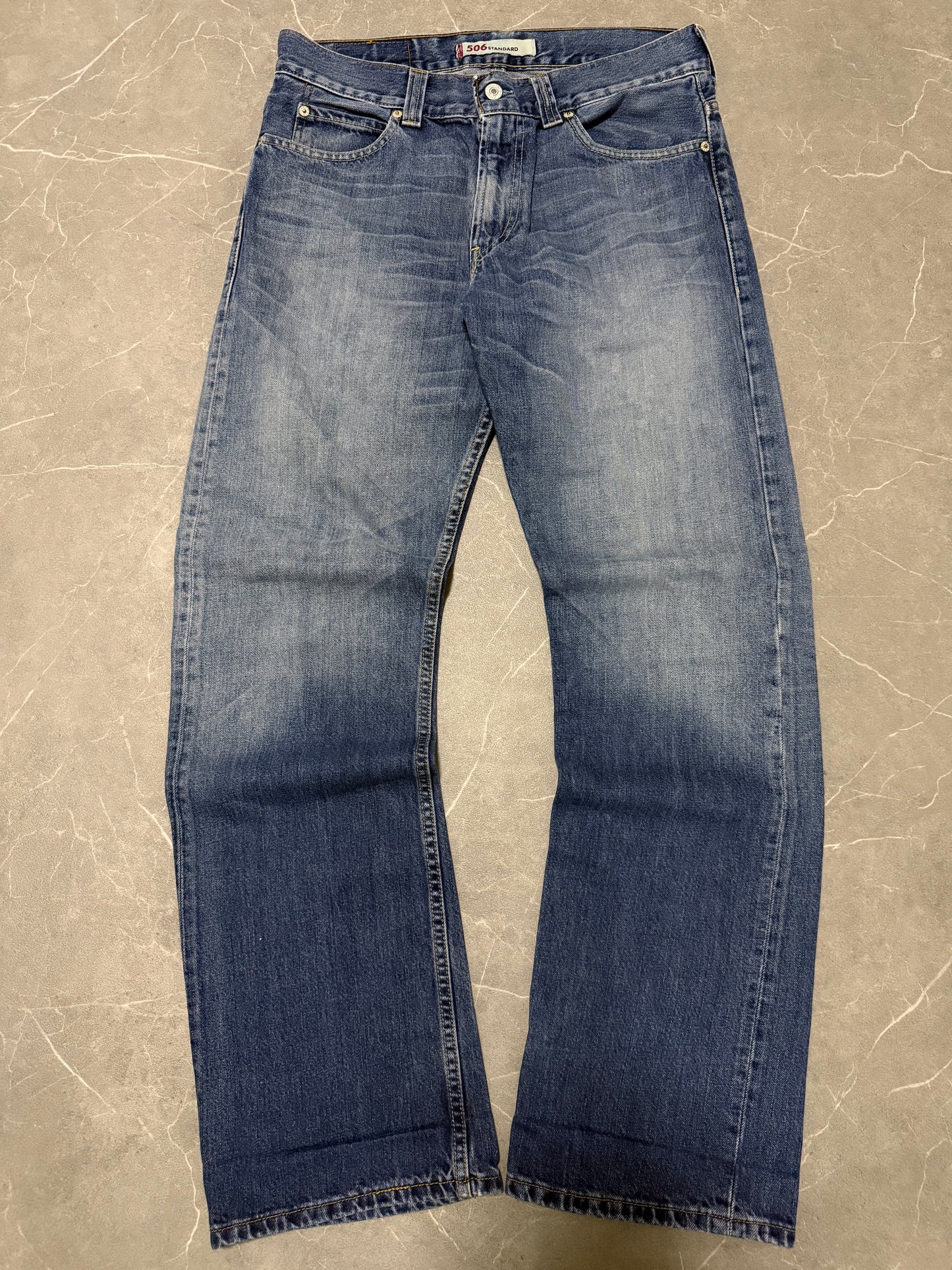 Levis Jeans 506 (M)