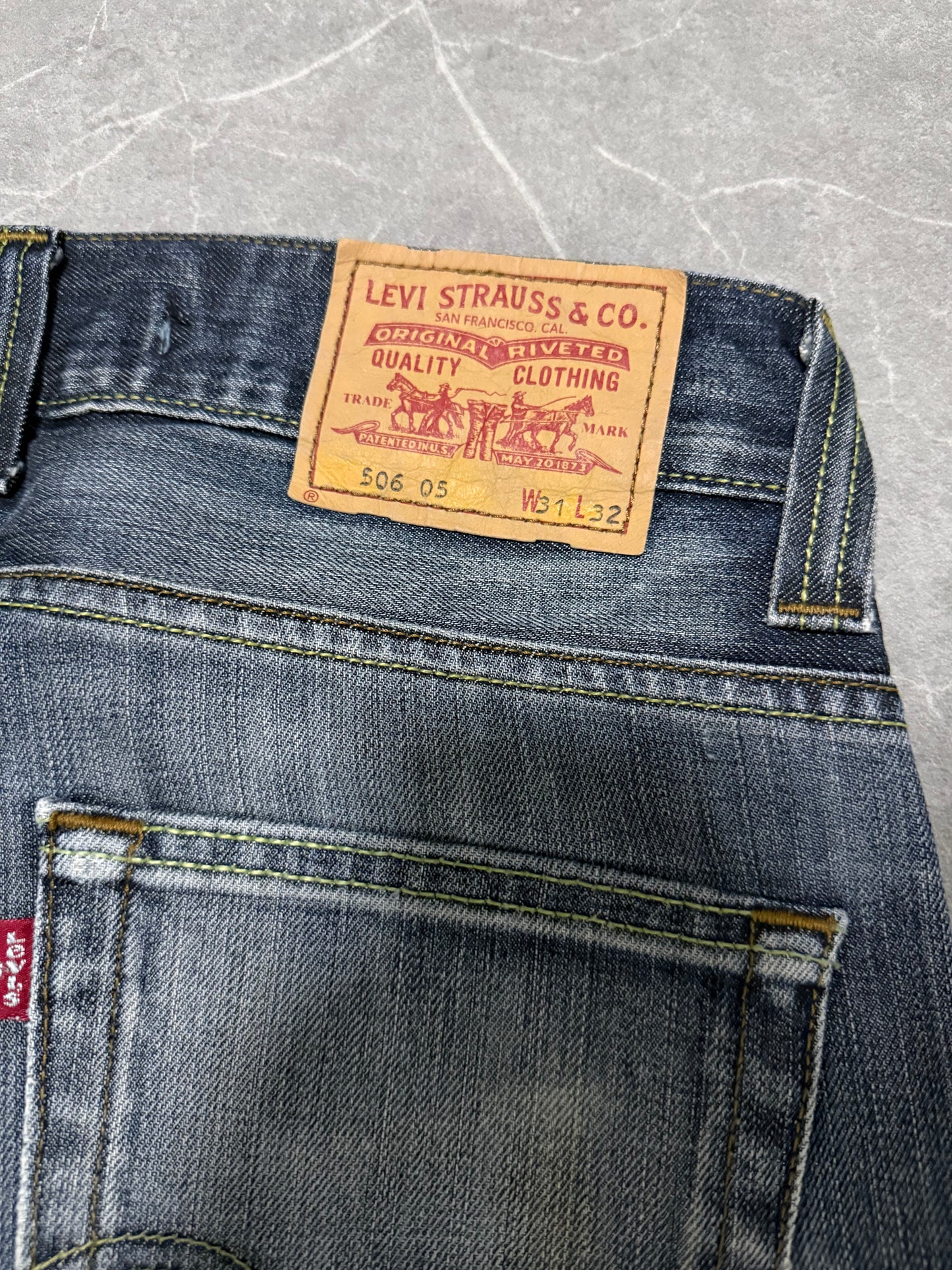 Levis Jeans 506 (M)