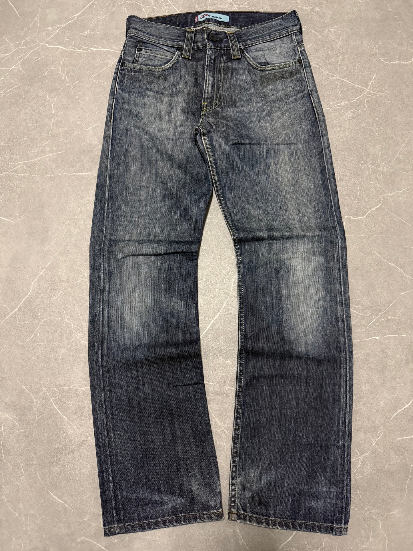 Levis Jeans 506 (M)