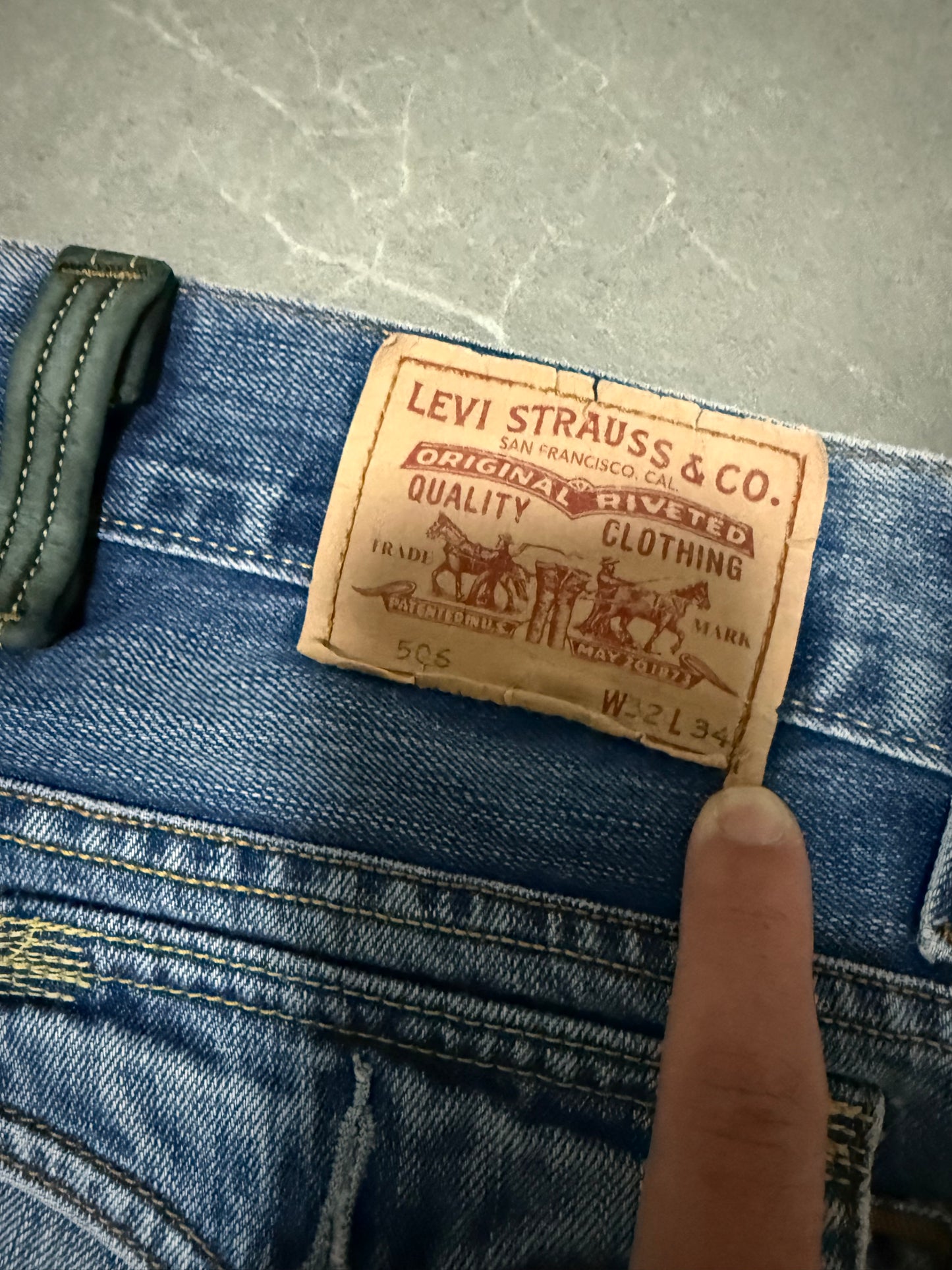 Levis Jeans 506 (M)