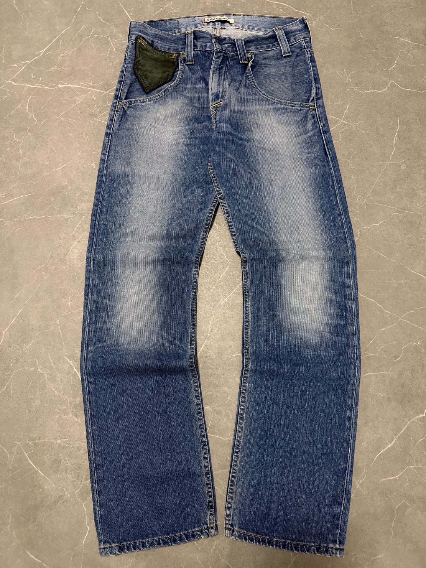 Levis Jeans 506 (M)