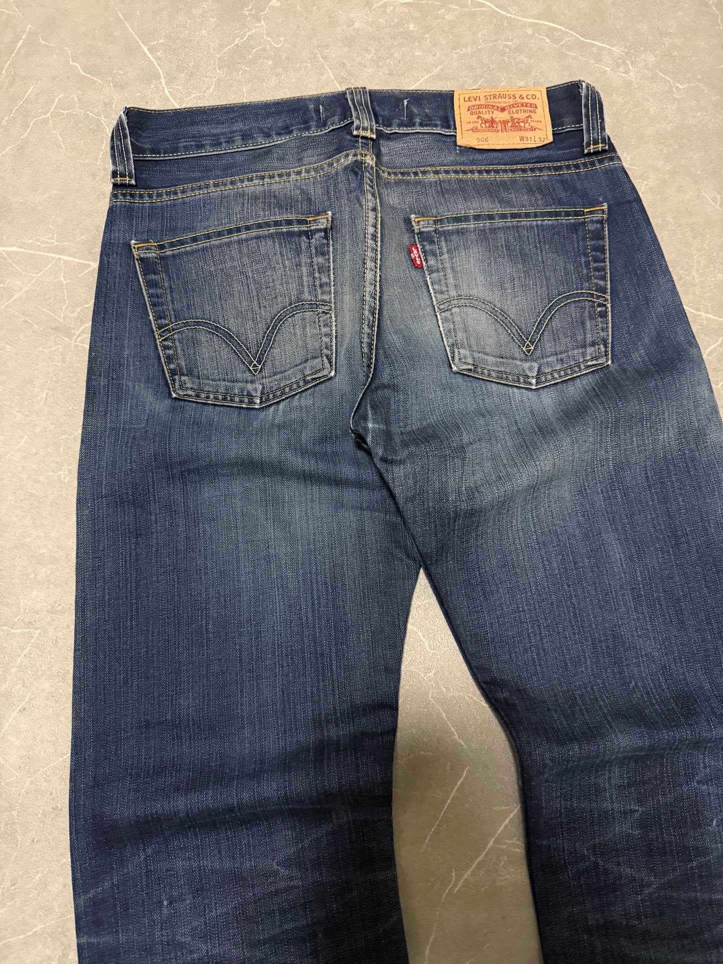 Levis Jeans 506 (M)