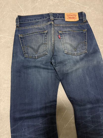 Levis Jeans 506 (M)