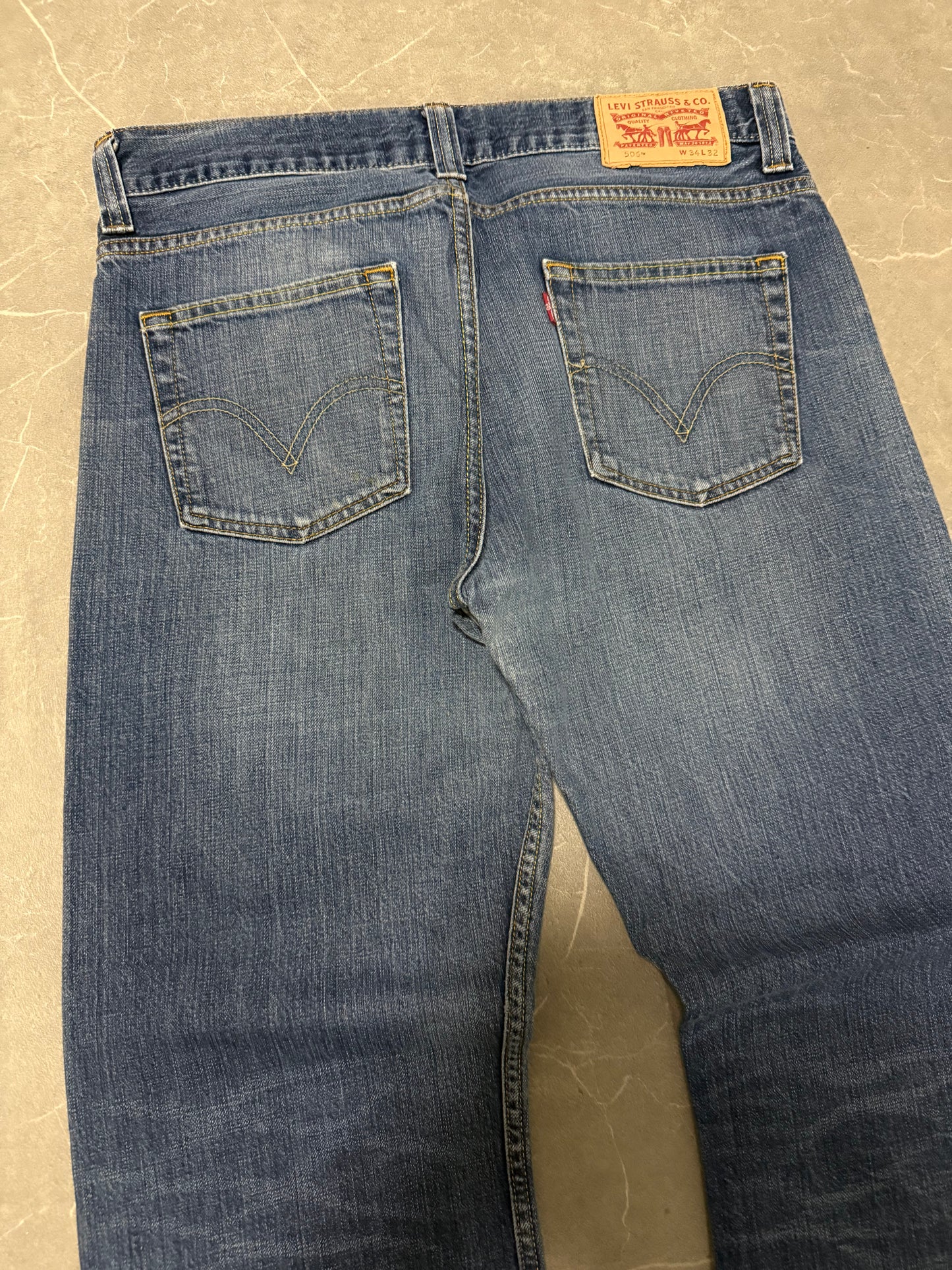 Levis Jeans 506 (L)
