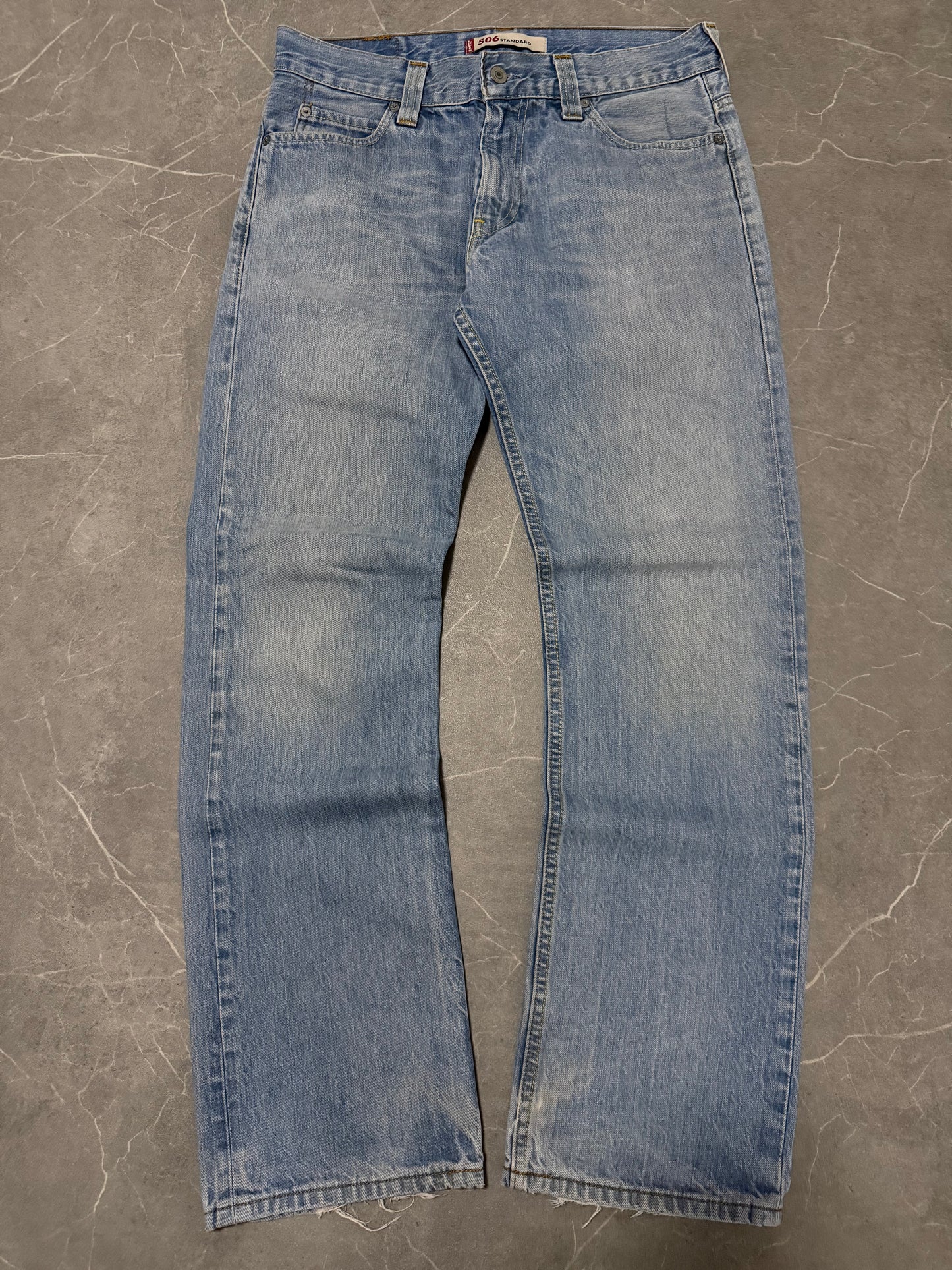 Levis Jeans 506 (L)