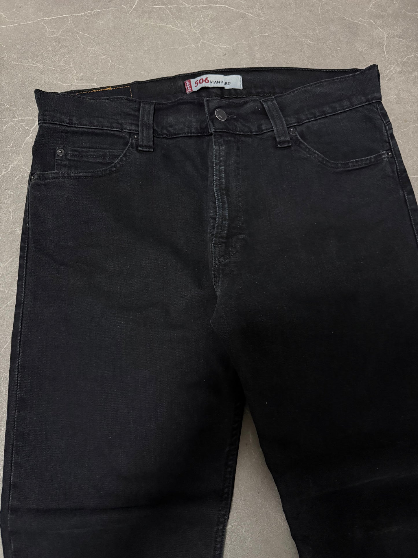 Levis Jeans 506 (L)