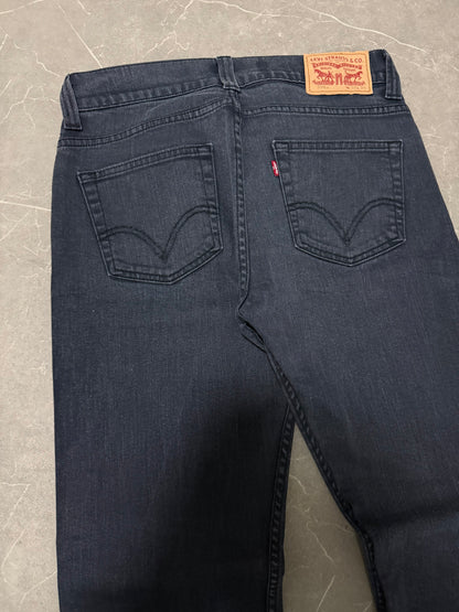 Levis Jeans 506 (M)