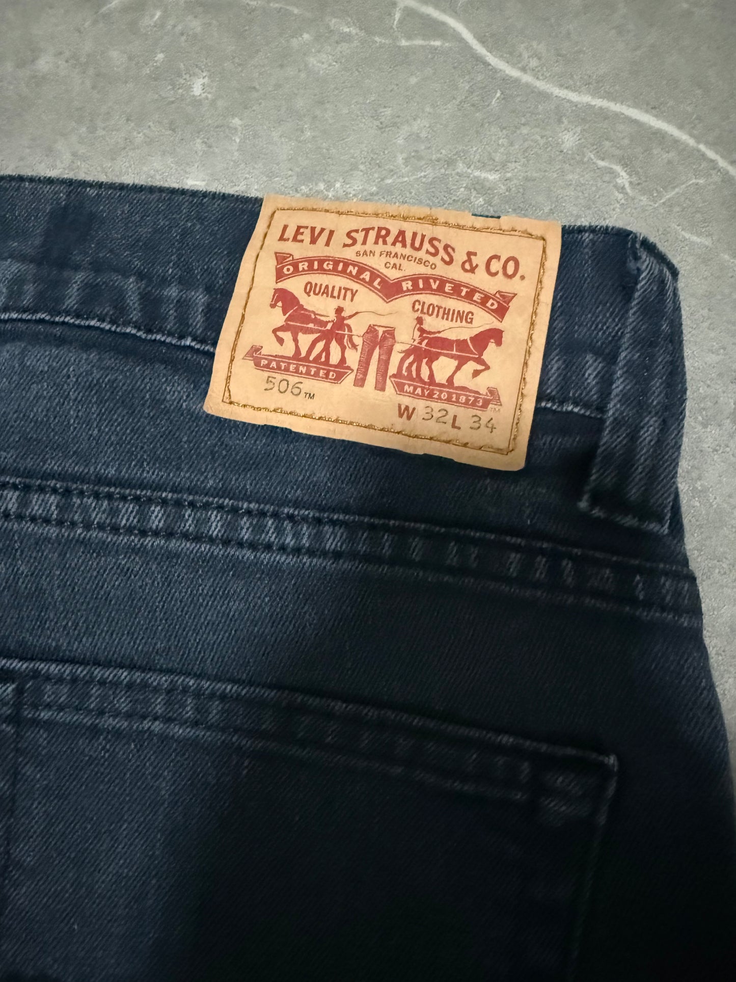 Levis Jeans 506 (M)