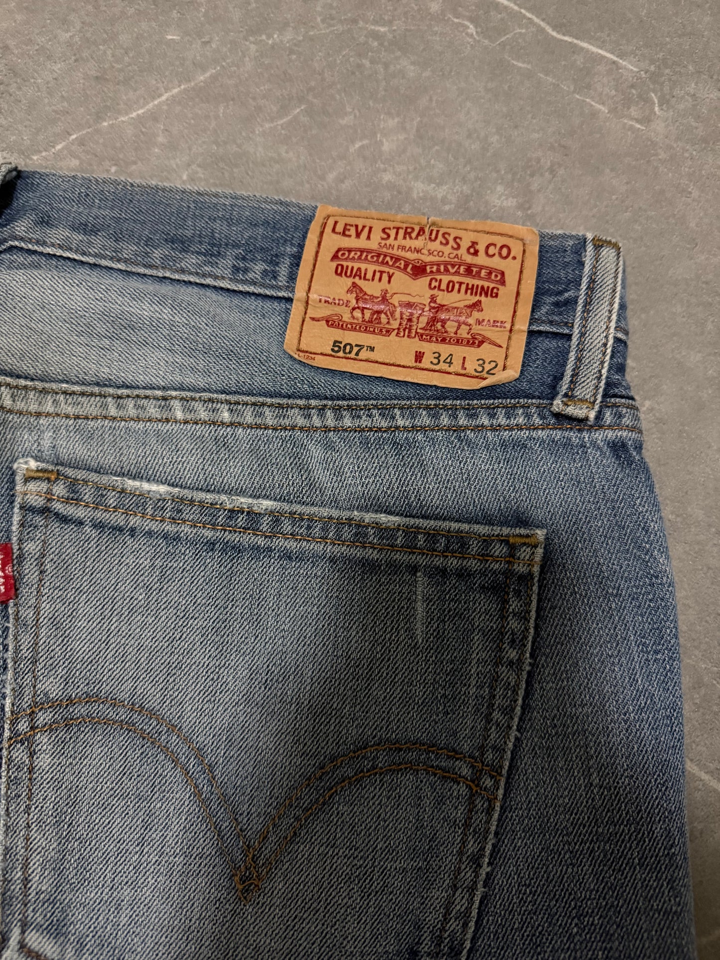 Levis Jeans 507 (XL)